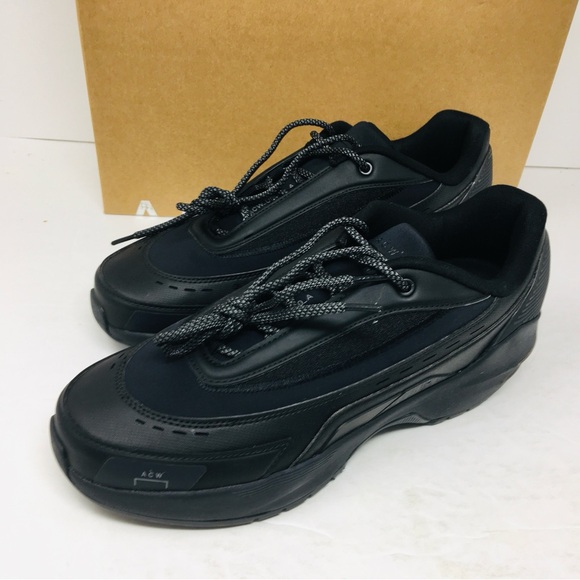 A-COLD-WALLMen's Black Sneakers Sleek Cushioned Design